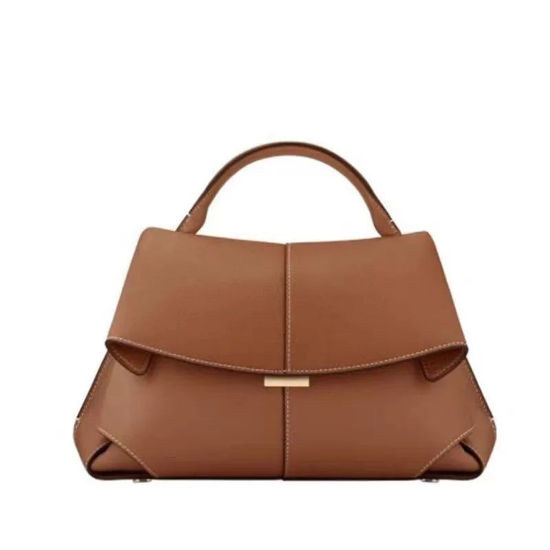 Casual POLÈNE bag.